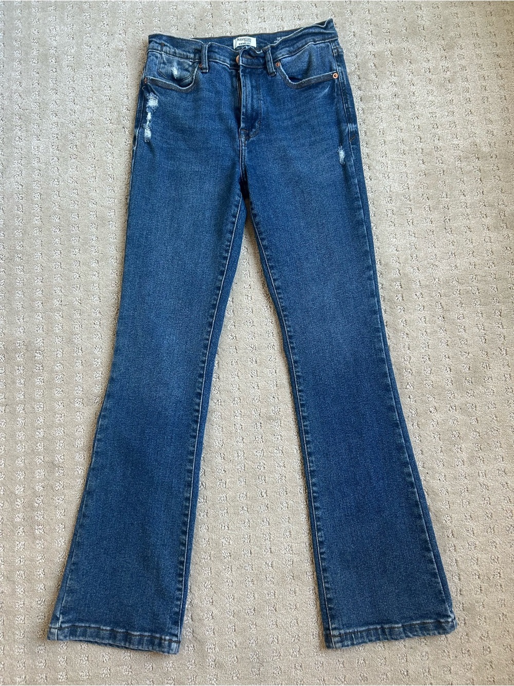 Kensie Jeans The Tessa High Rise Bootcut Distressed Wash Size 4 / 27